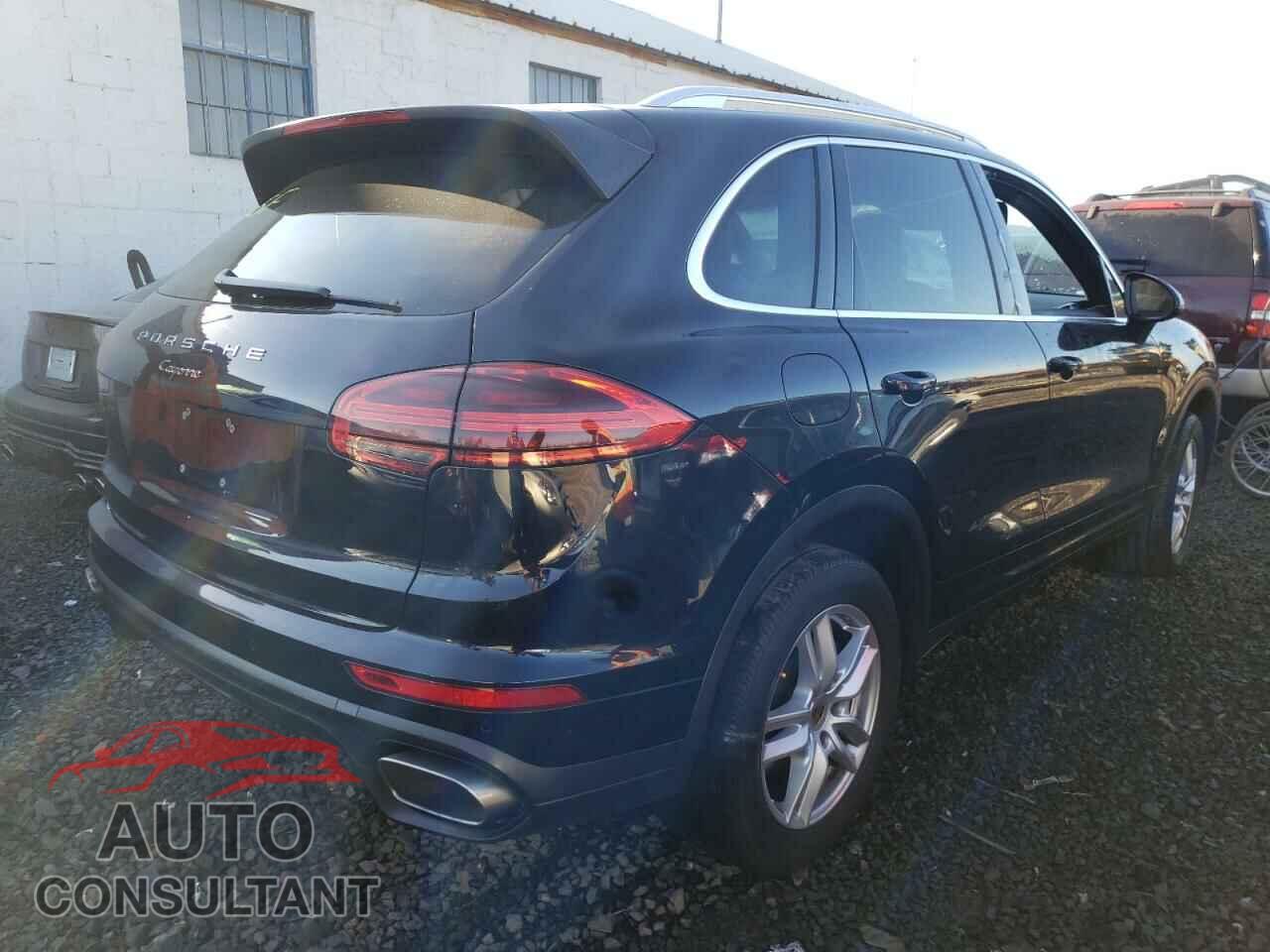 PORSCHE CAYENNE 2016 - WP1AA2A22GKA38243