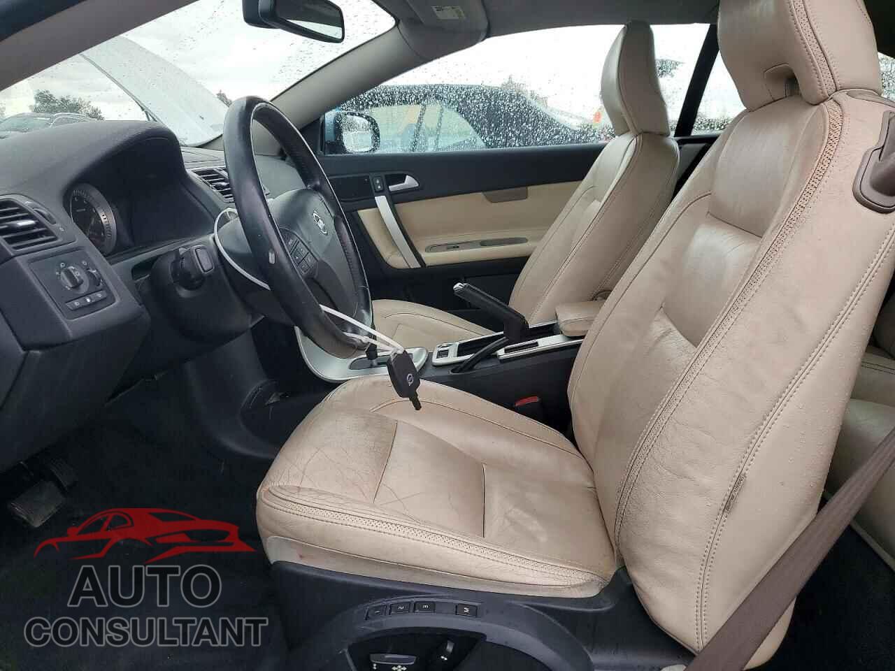 VOLVO C70 2011 - YV1672MC9BJ107657