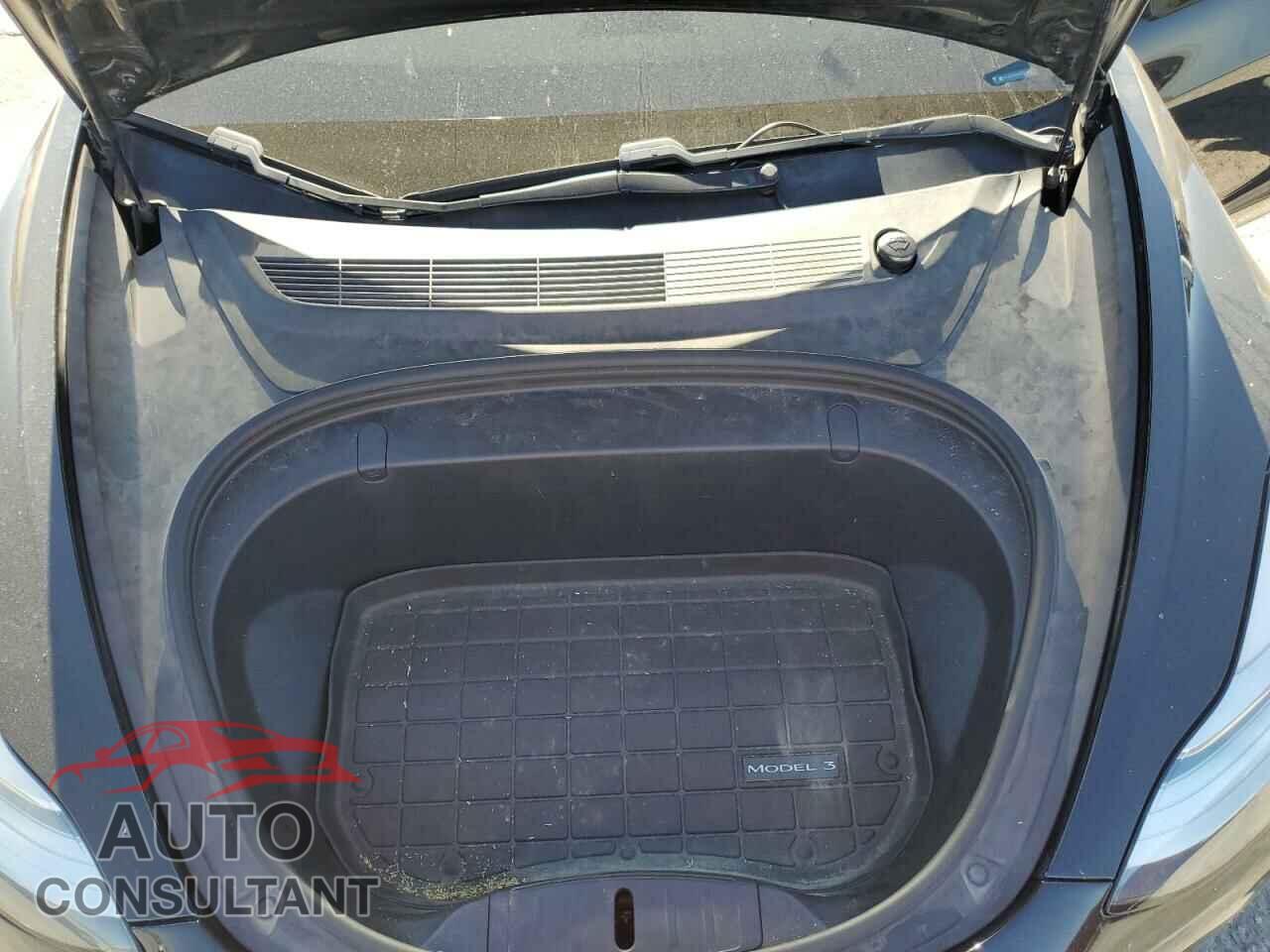 TESLA MODEL 3 2019 - 5YJ3E1EA0KF357477