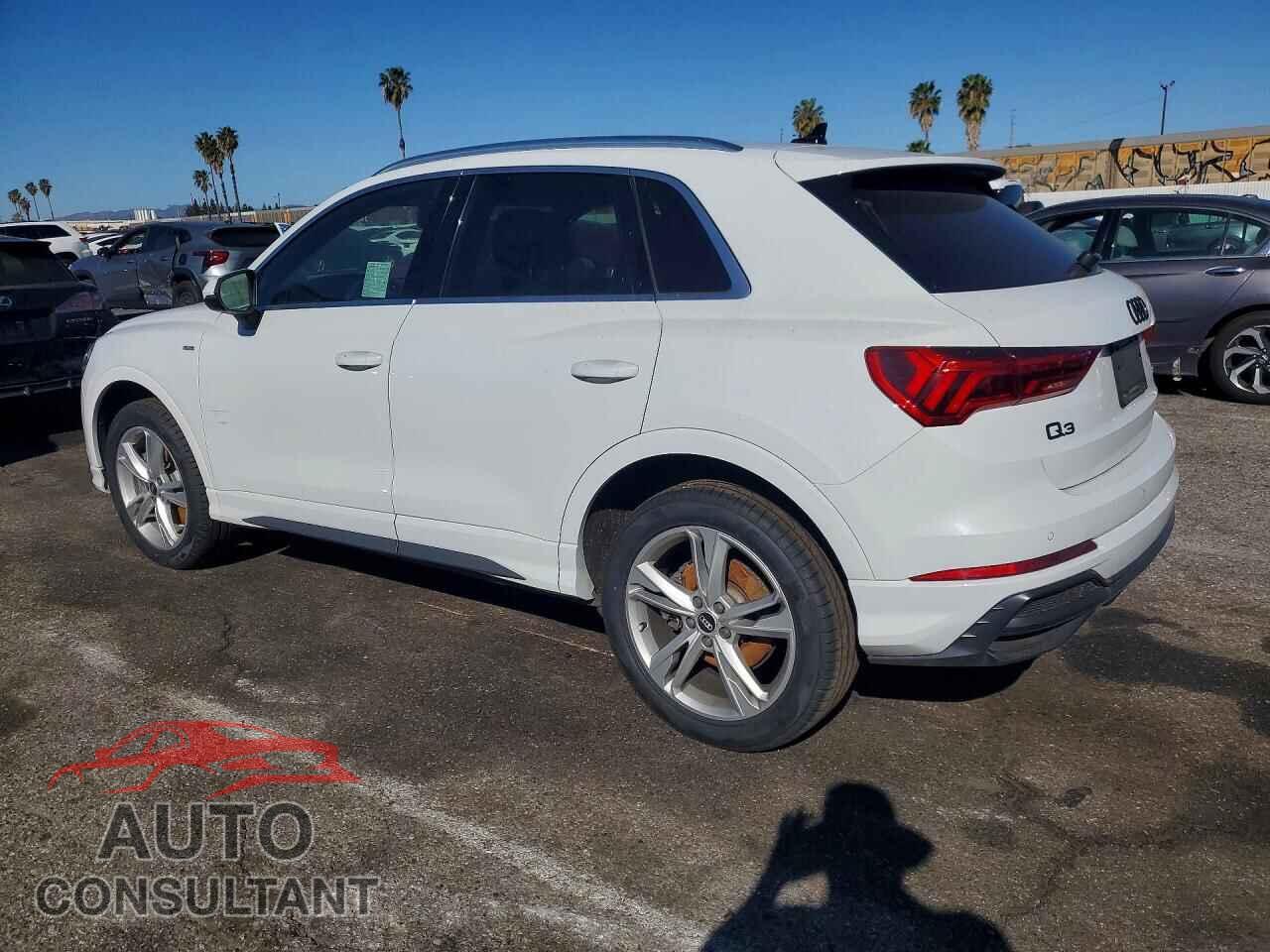 AUDI Q3 2022 - WA1EECF34N1014067