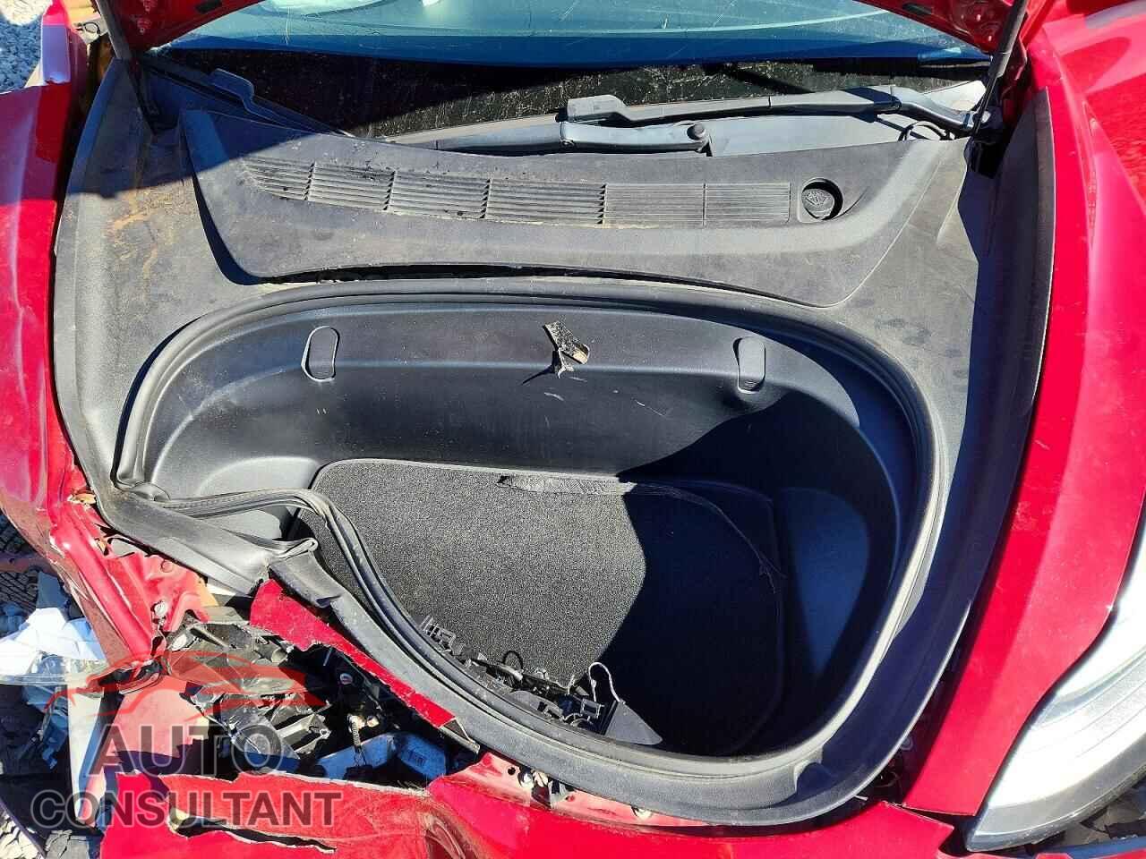 TESLA MODEL 3 2018 - 5YJ3E1EB9JF097538