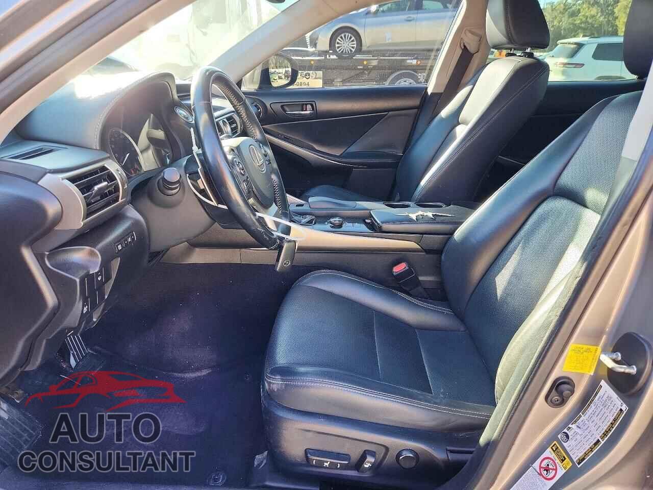 LEXUS IS 2014 - JTHCF1D23E5009331