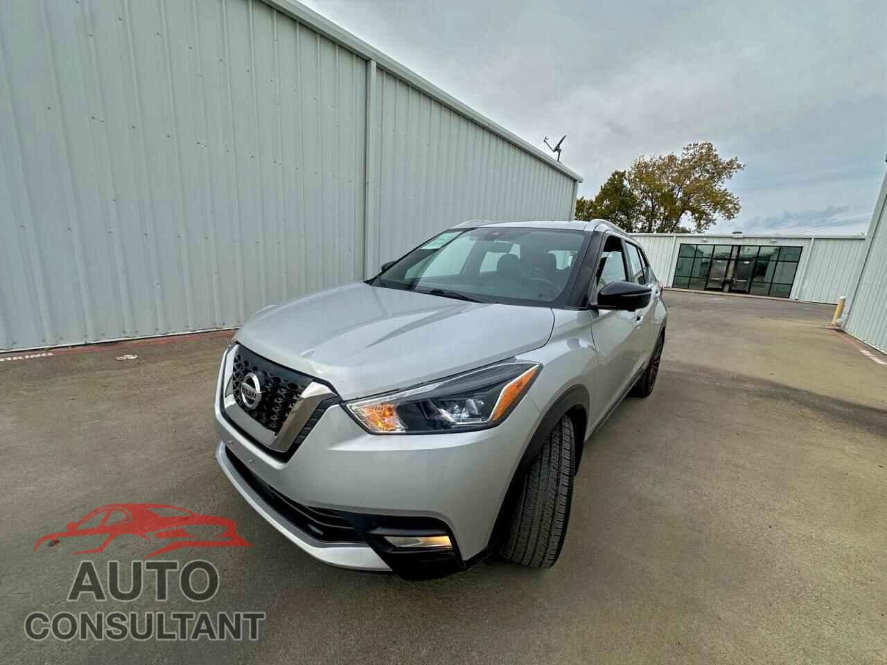 NISSAN KICKS 2020 - 3N1CP5DV2LL499597