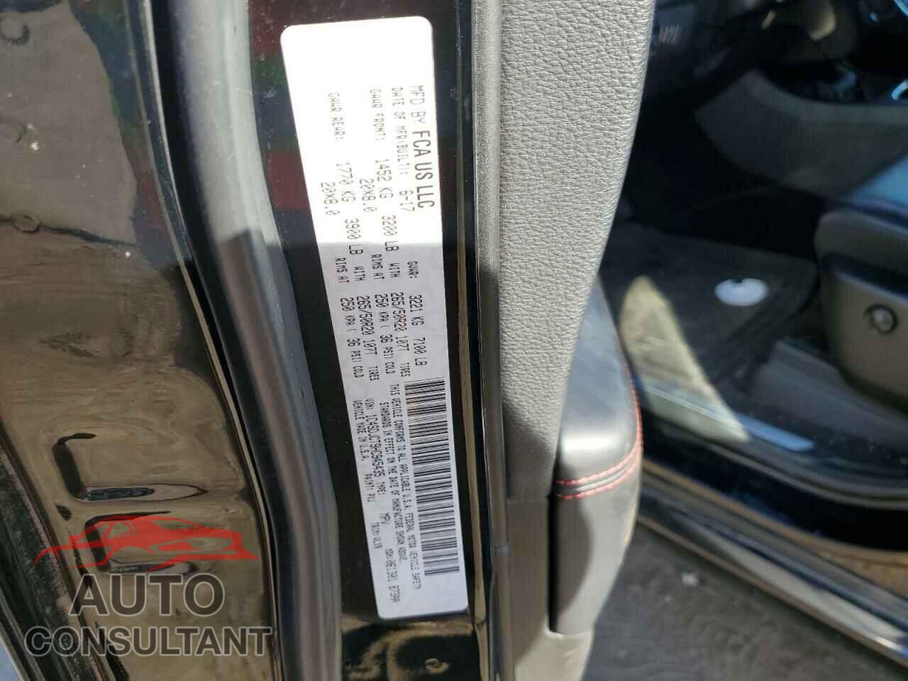 DODGE DURANGO 2017 - 1C4SDJCT9HC945435