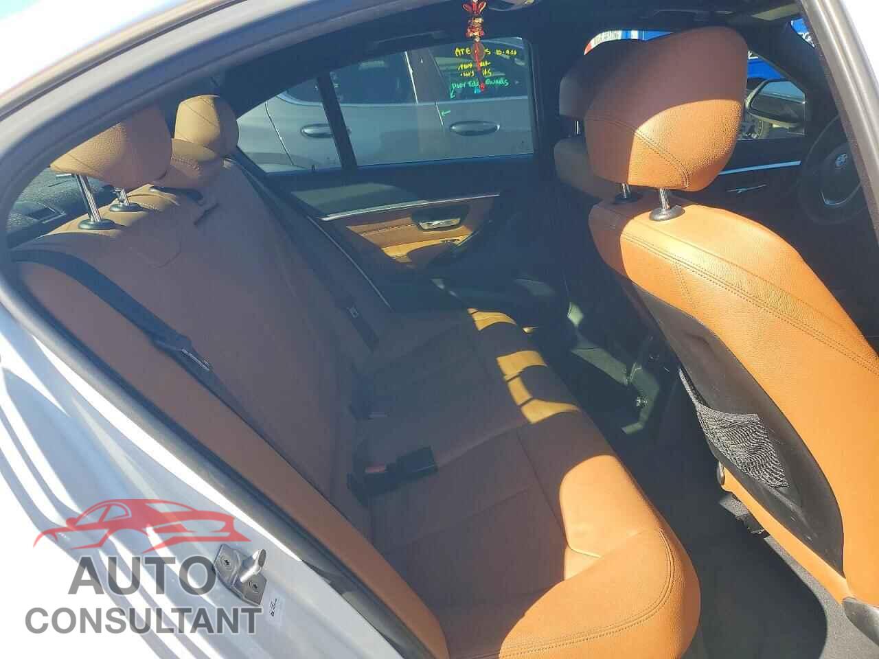 BMW 3 SERIES 2017 - WBA8D9G5XHNU60596