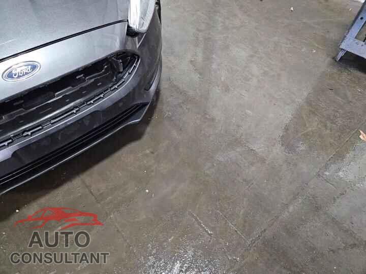 FORD FOCUS 2015 - 1FADP3F27FL324194