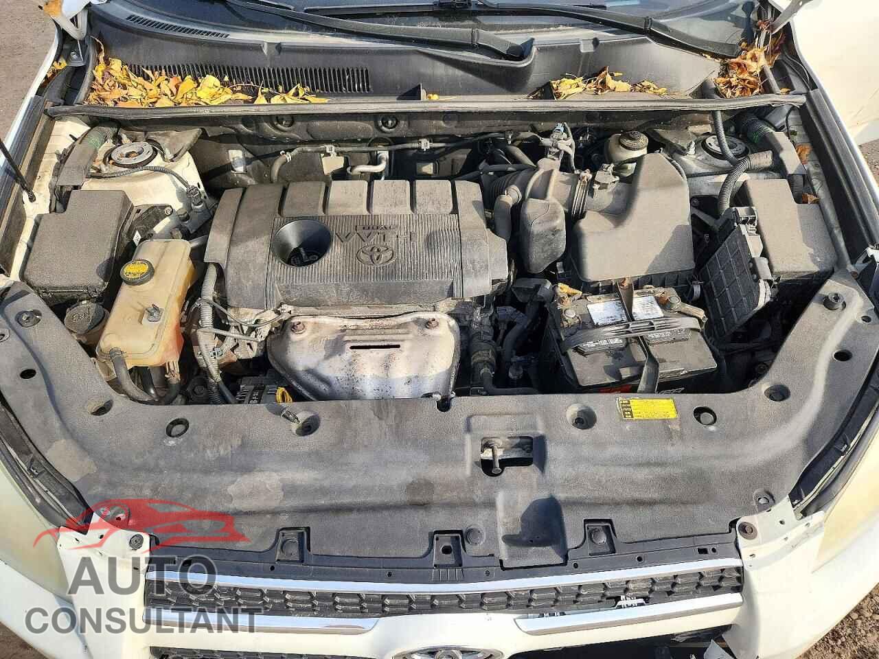 TOYOTA RAV4 2011 - 2T3DF4DV2BW132446