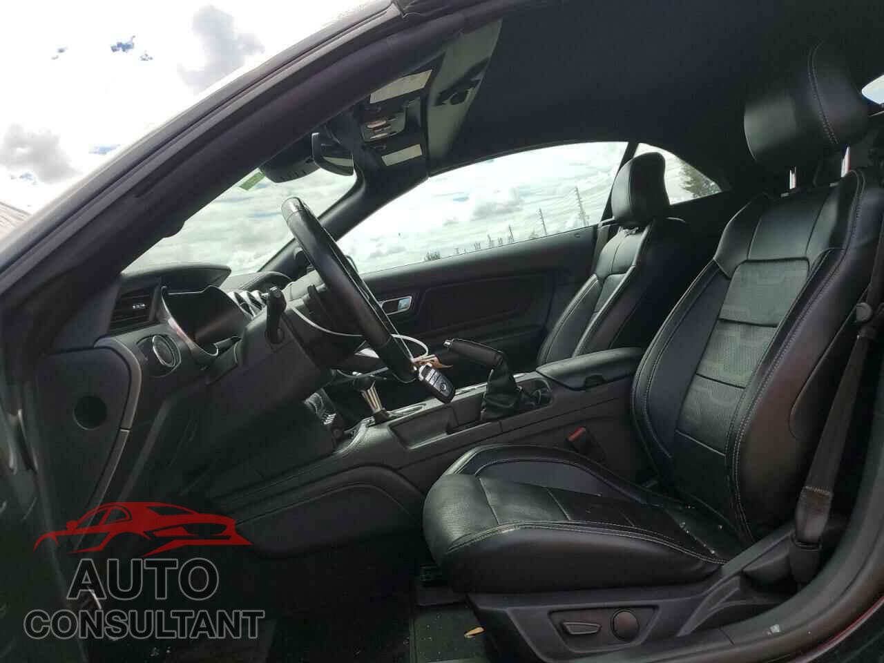 FORD MUSTANG 2021 - 1FATP8FF0M5132631