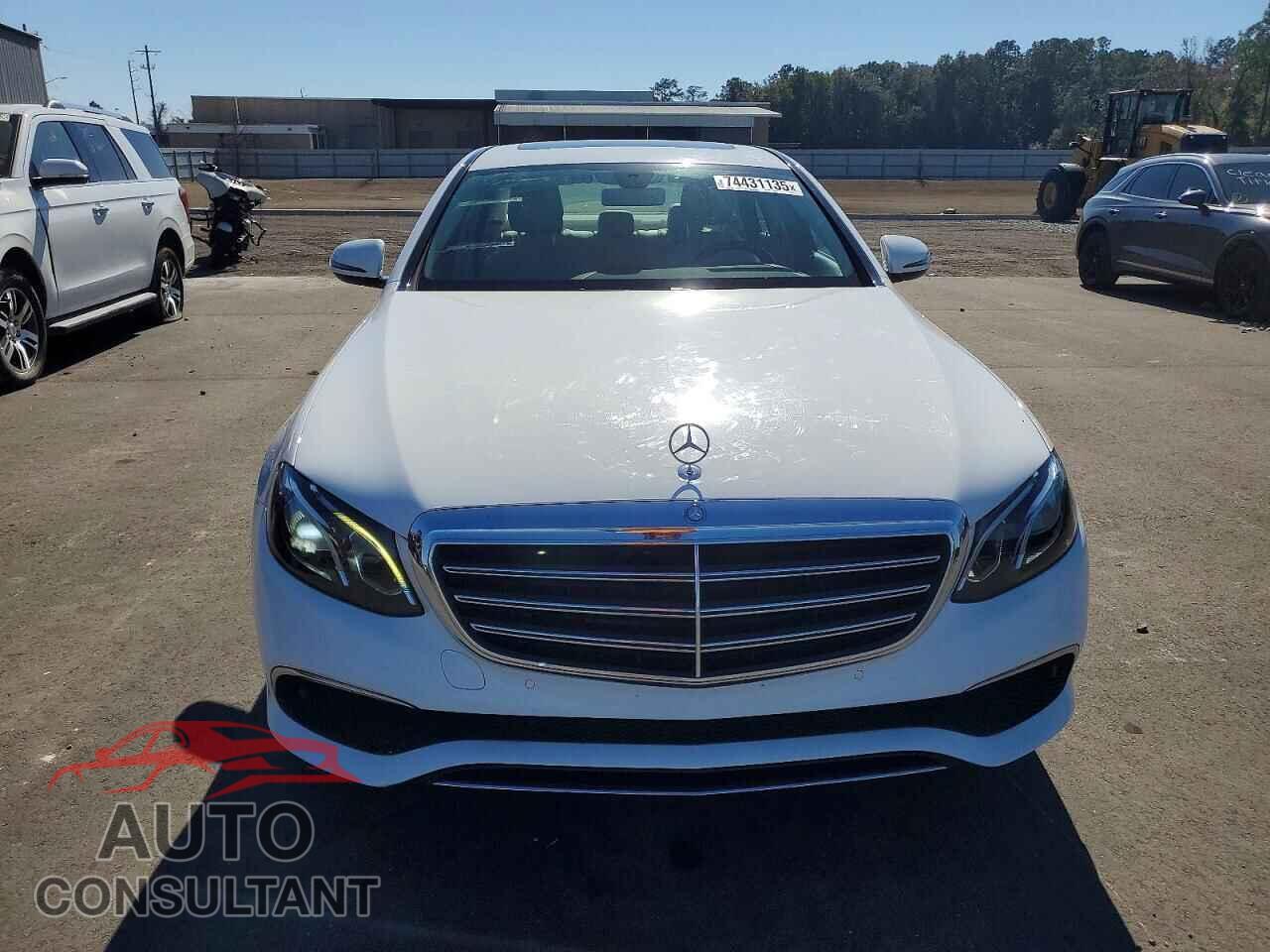 MERCEDES-BENZ E-CLASS 2017 - WDDZF4JB5HA096071