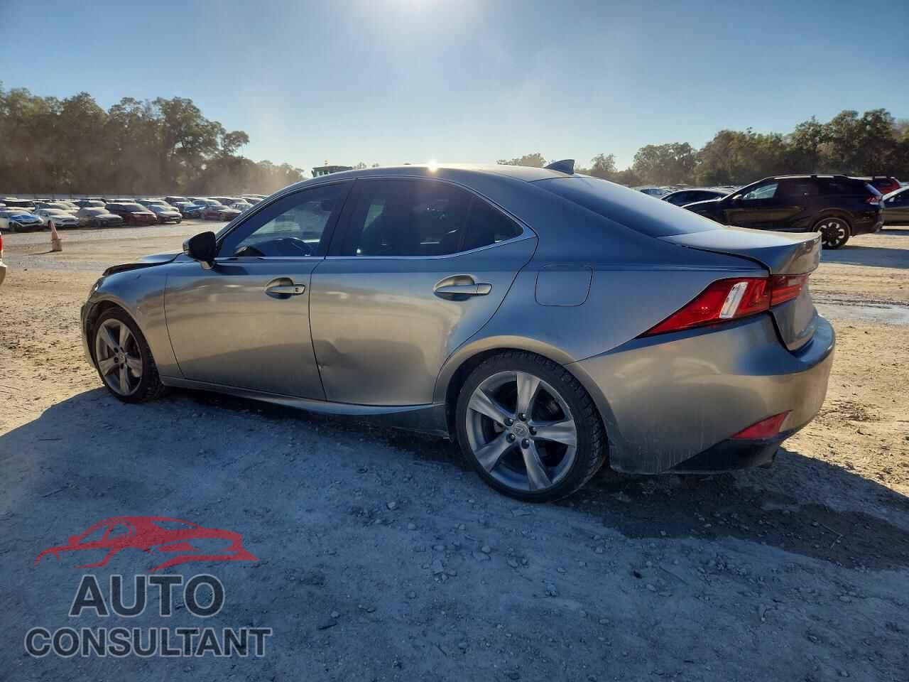 LEXUS IS 2014 - JTHCF1D23E5009331