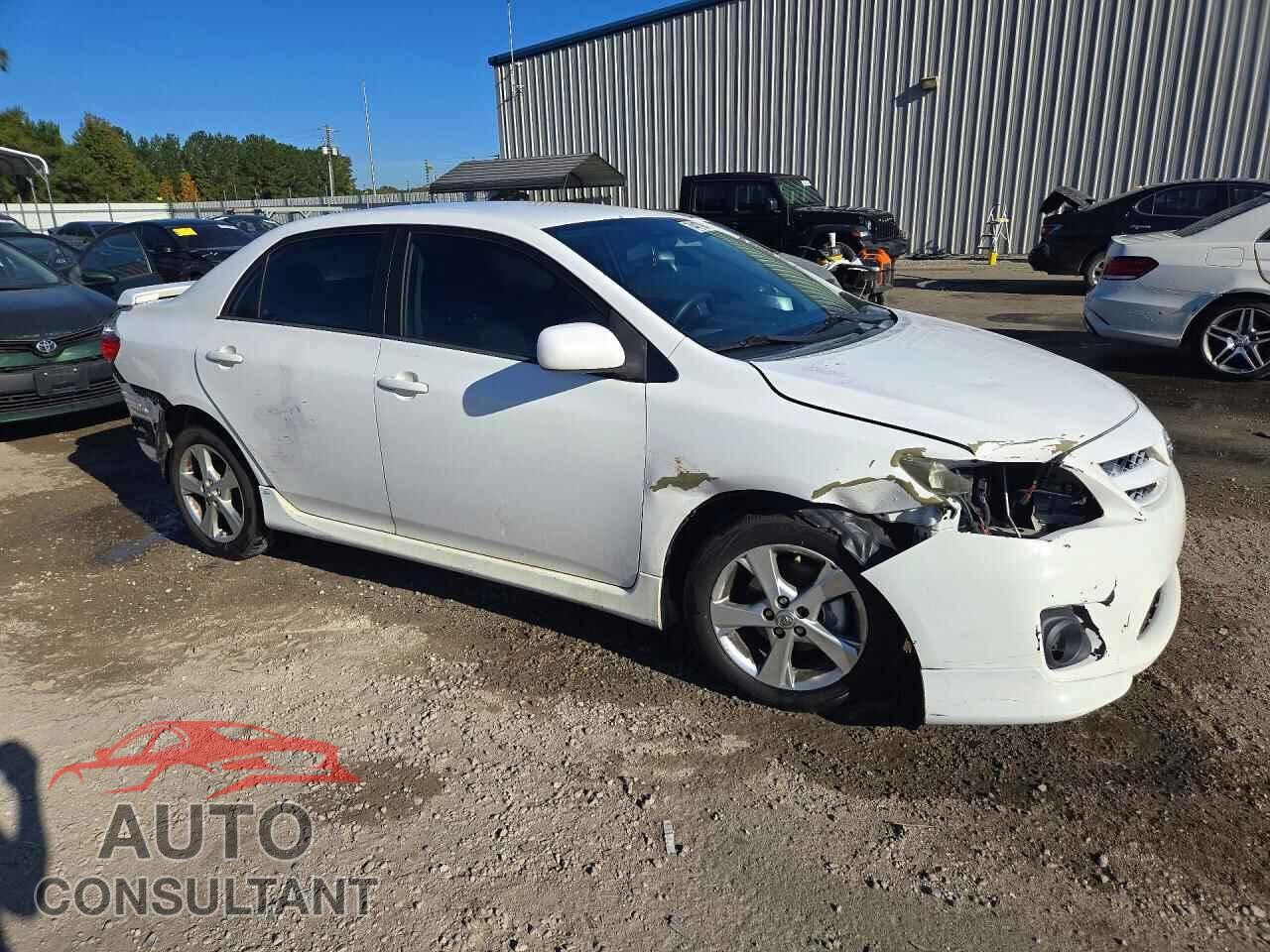 TOYOTA COROLLA 2013 - 5YFBU4EE9DP204140