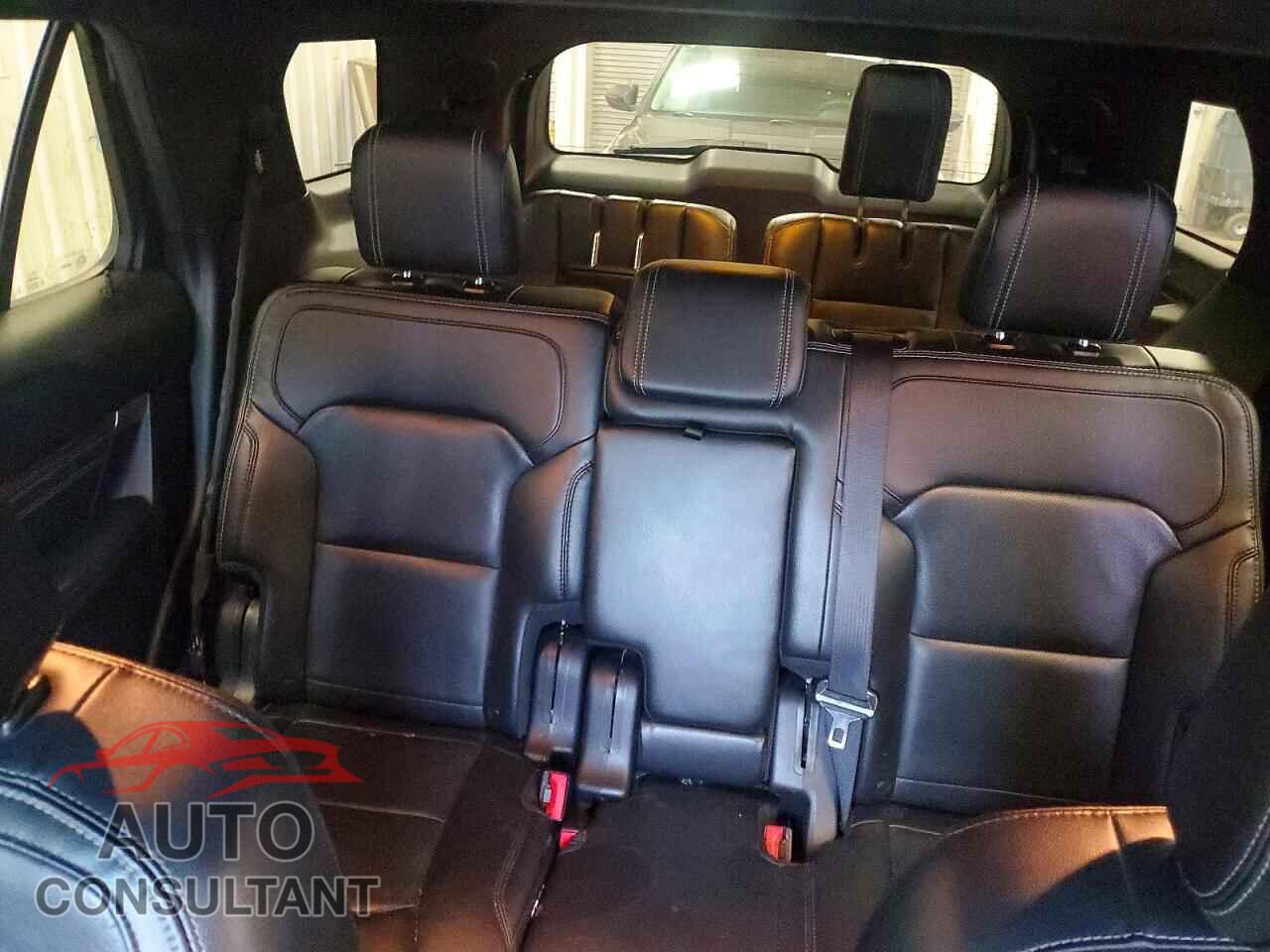 FORD EXPLORER 2017 - 1FM5K7FH4HGB87568