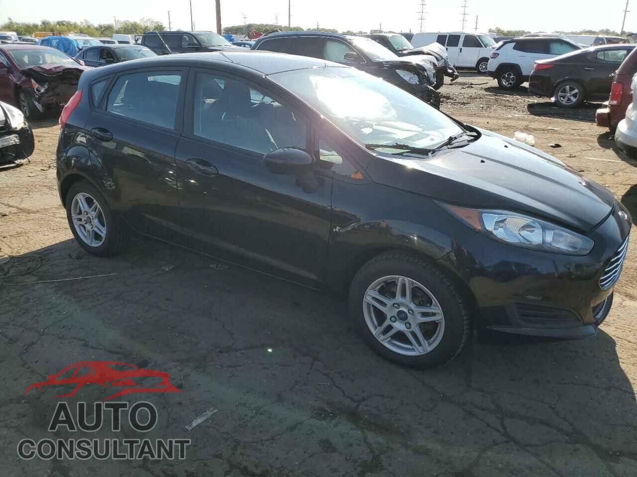 FORD FIESTA 2018 - 3FADP4EJ0JM101453