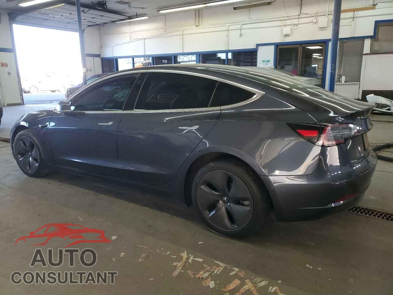 TESLA MODEL 3 2019 - 5YJ3E1EB7KF526581