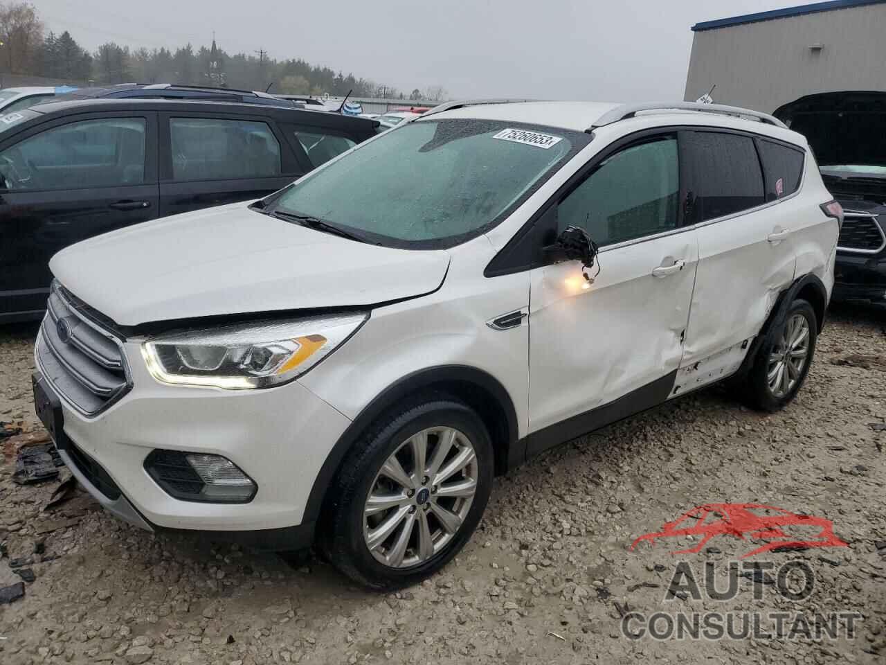 FORD ESCAPE 2017 - 1FMCU9JD3HUE31603