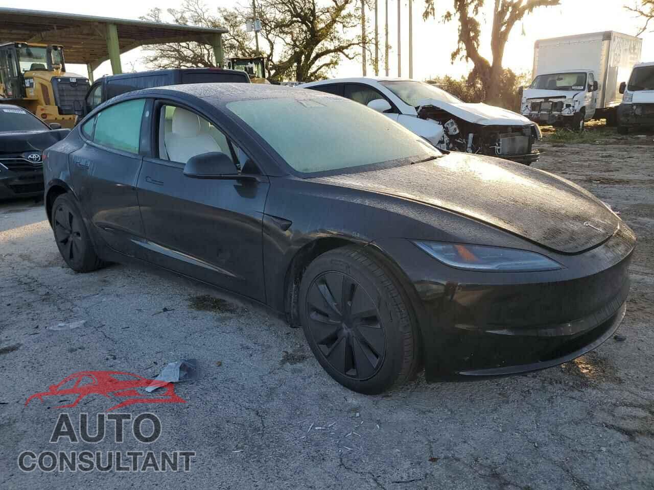 TESLA MODEL 3 2024 - 5YJ3E1EA0RF811365