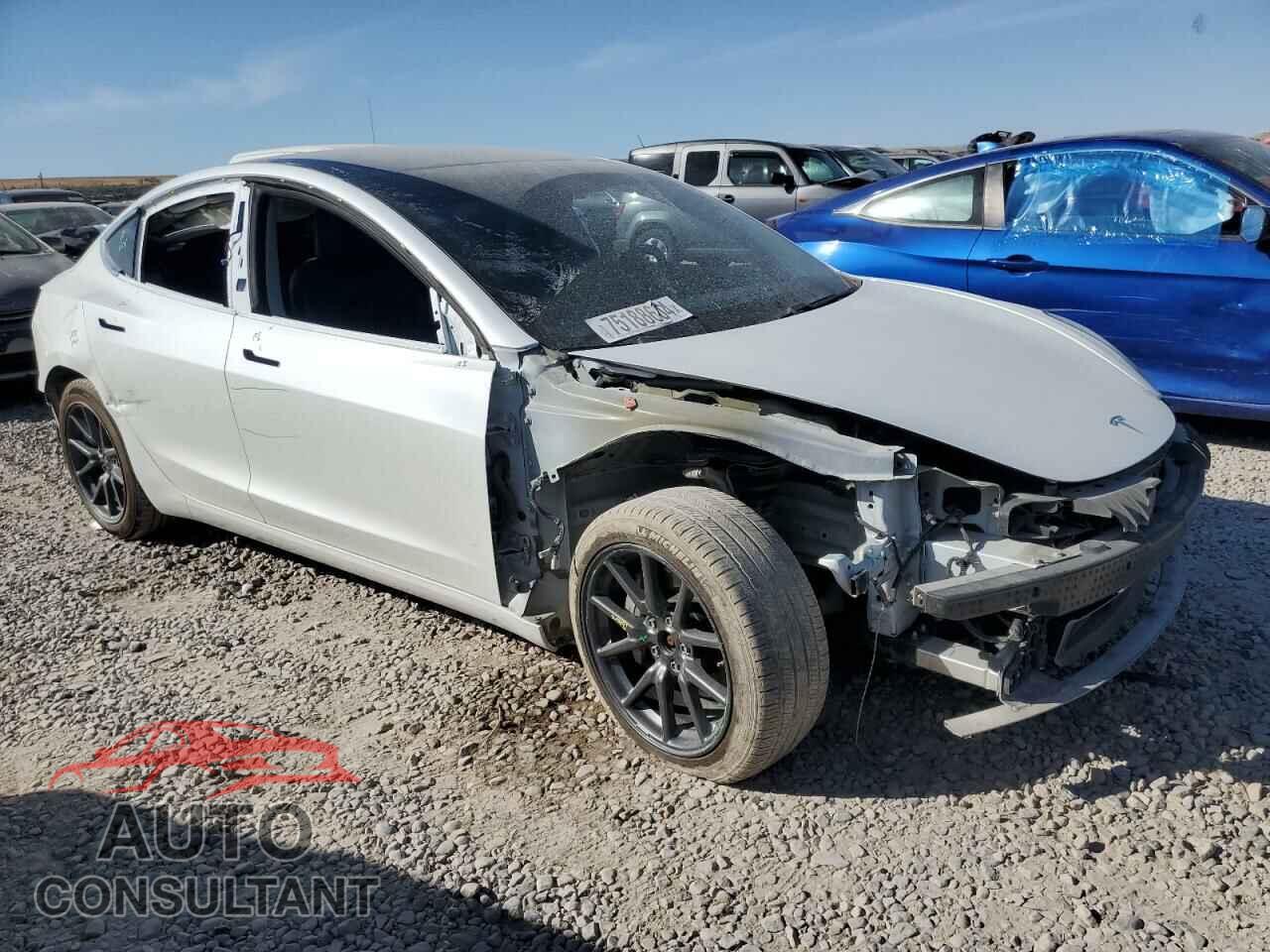 TESLA MODEL 3 2020 - 5YJ3E1EB9LF735189