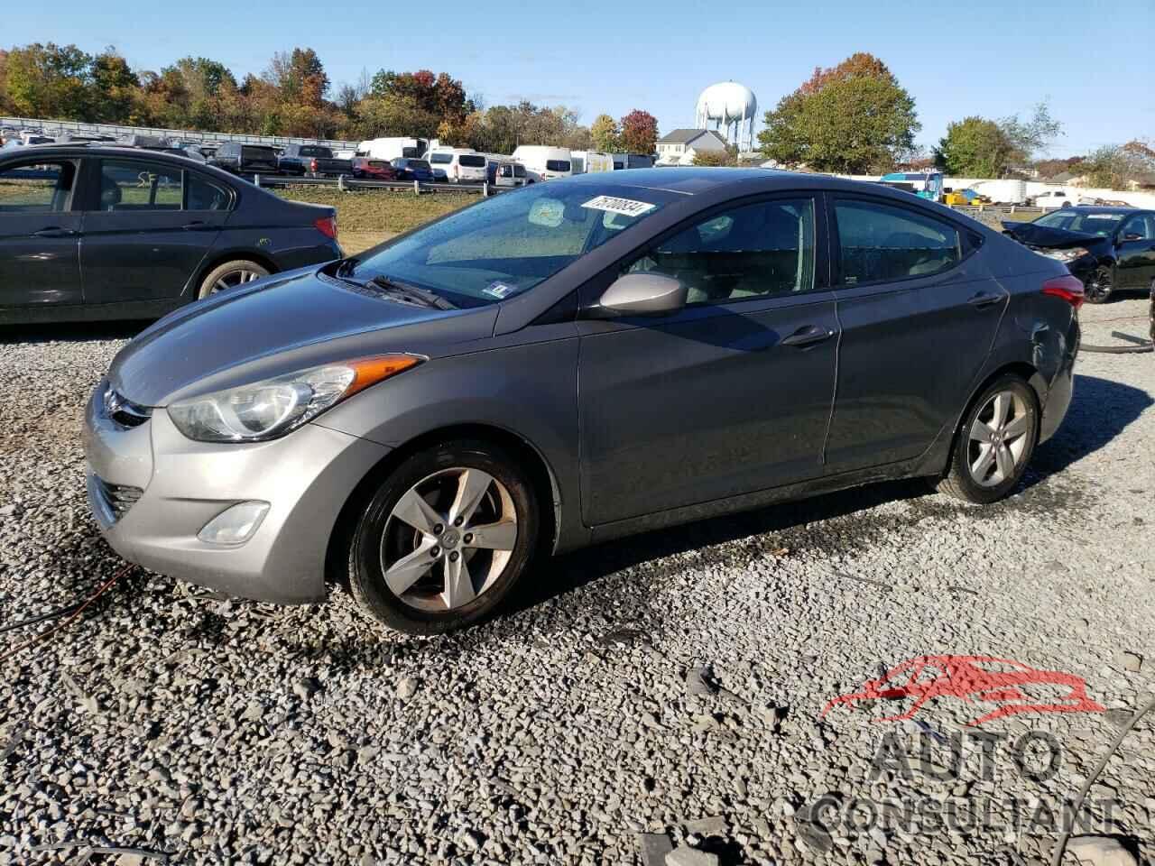 HYUNDAI ELANTRA 2013 - 5NPDH4AE3DH355877