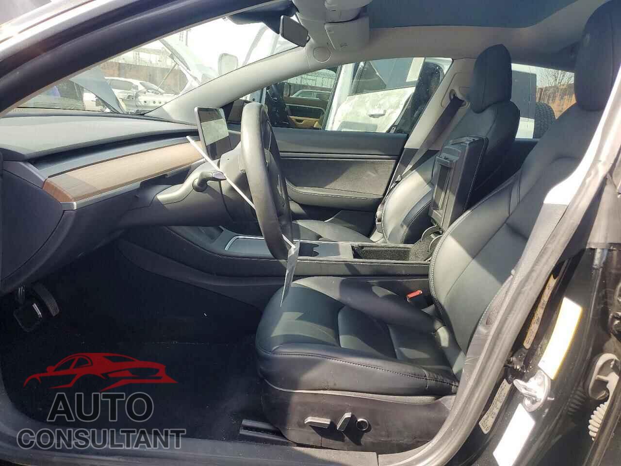 TESLA MODEL 3 2021 - 5YJ3E1EB2MF871259