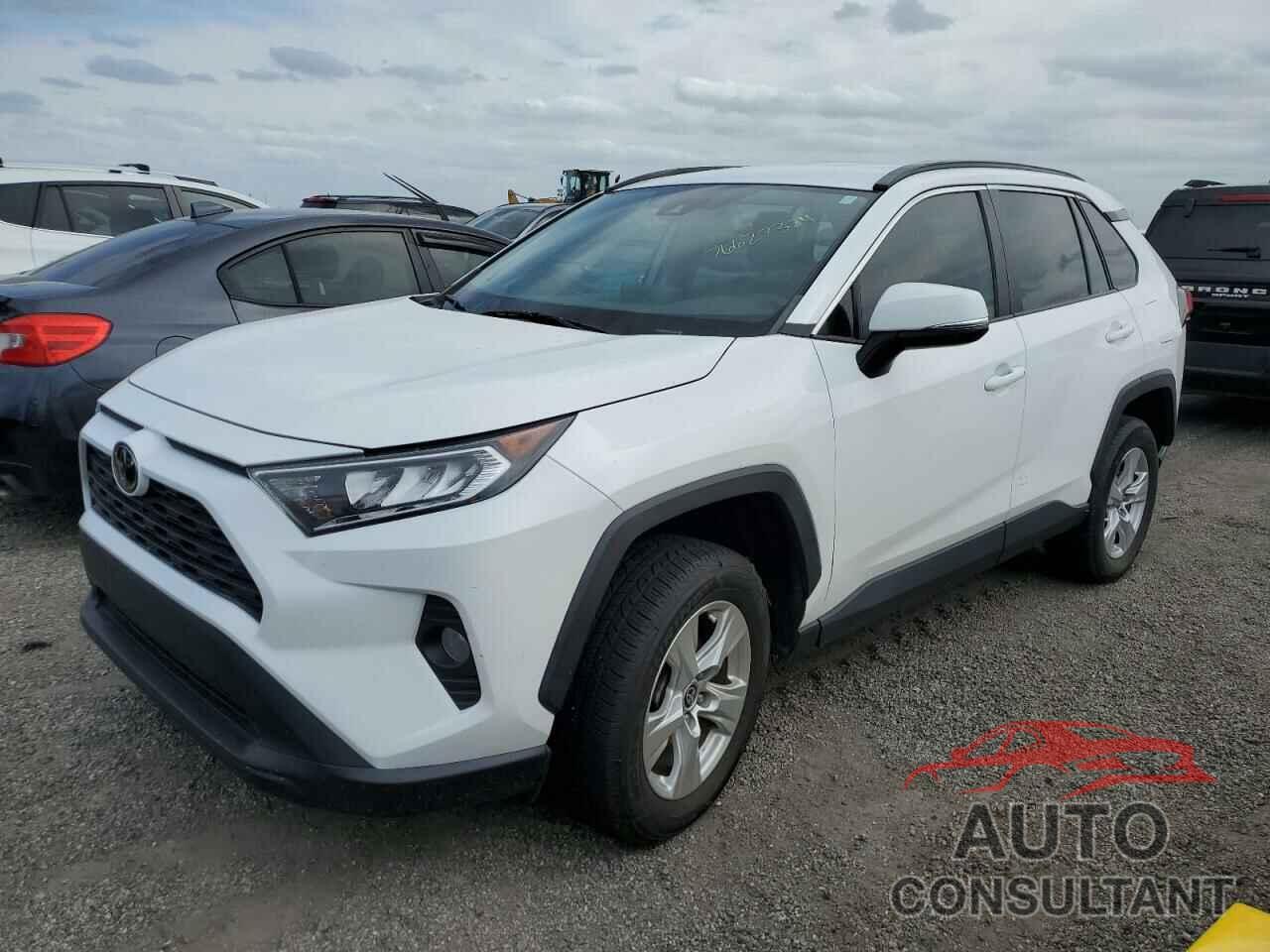 TOYOTA RAV4 2021 - 2T3W1RFV8MW161101