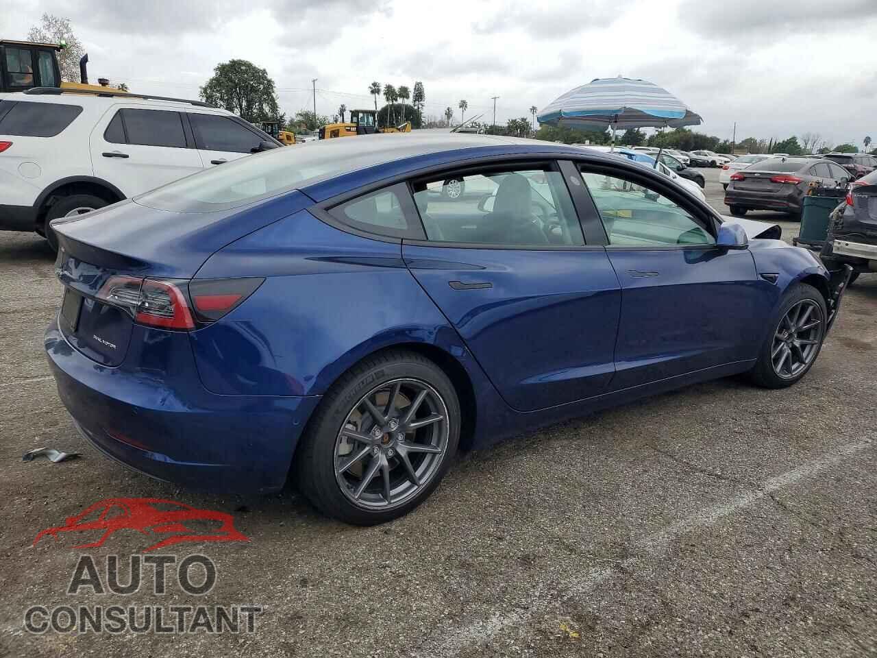 TESLA MODEL 3 2022 - 5YJ3E1EB8NF138375