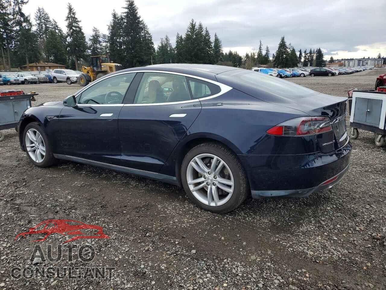 TESLA MODEL S 2015 - 5YJSA1H18FF081963