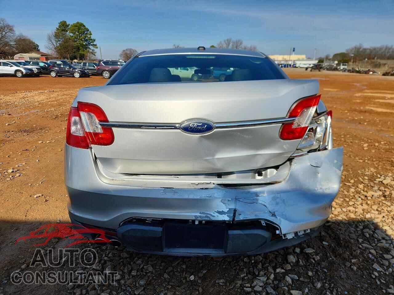 FORD TAURUS 2011 - 1FAHP2EW2BG156175