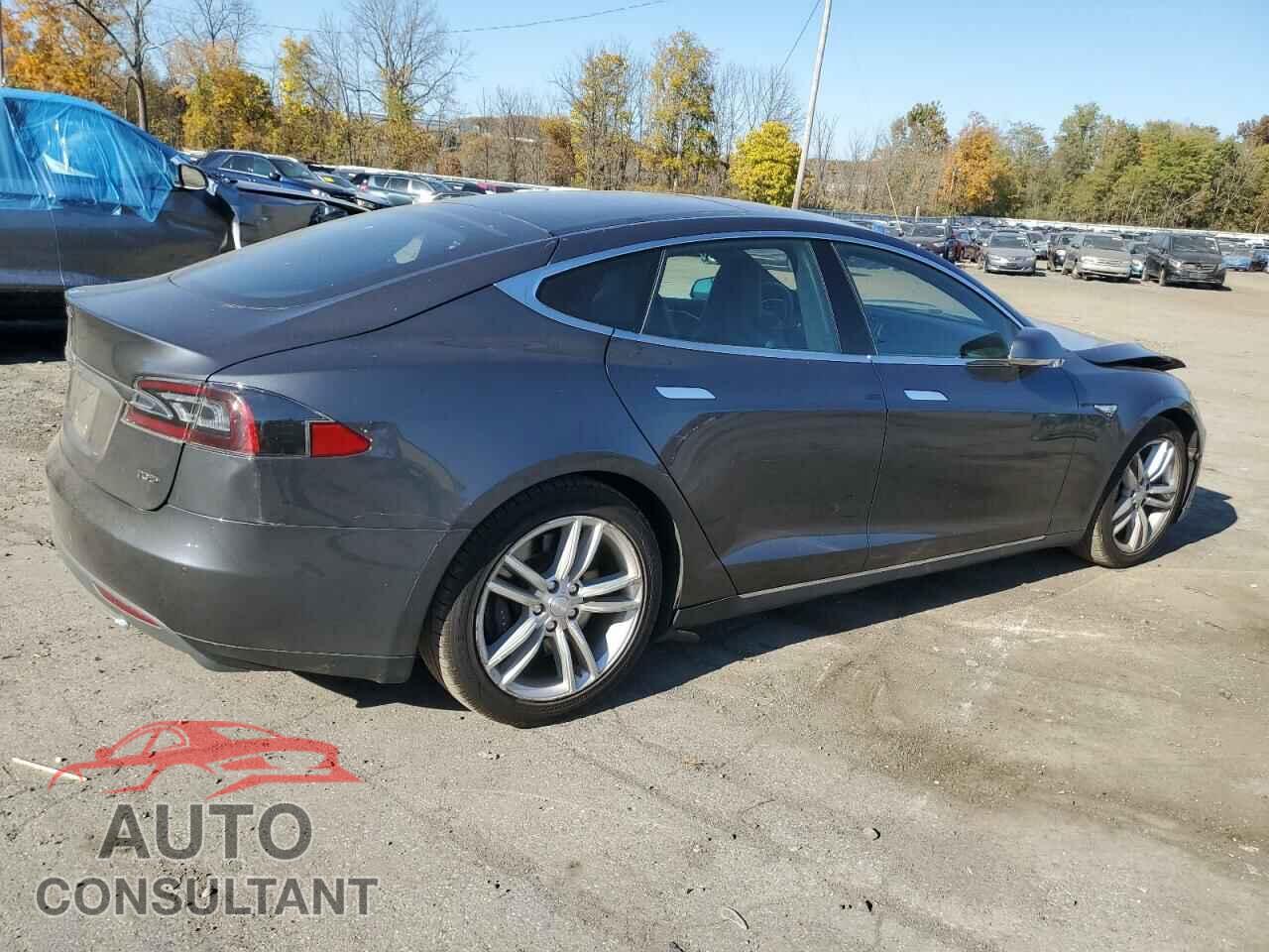 TESLA MODEL S 2016 - 5YJSA1E21GF130032