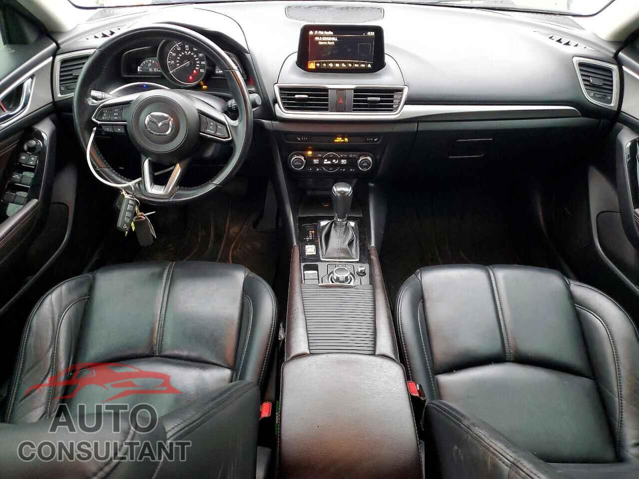 MAZDA 3 2017 - 3MZBN1V72HM142605