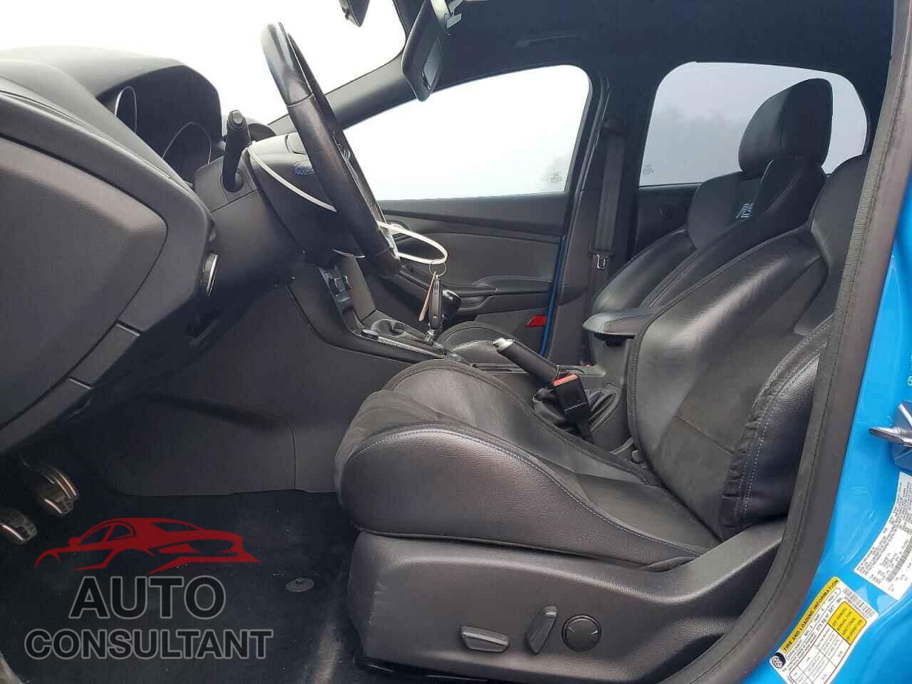 FORD FOCUS 2017 - WF0DP3TH4H4120241