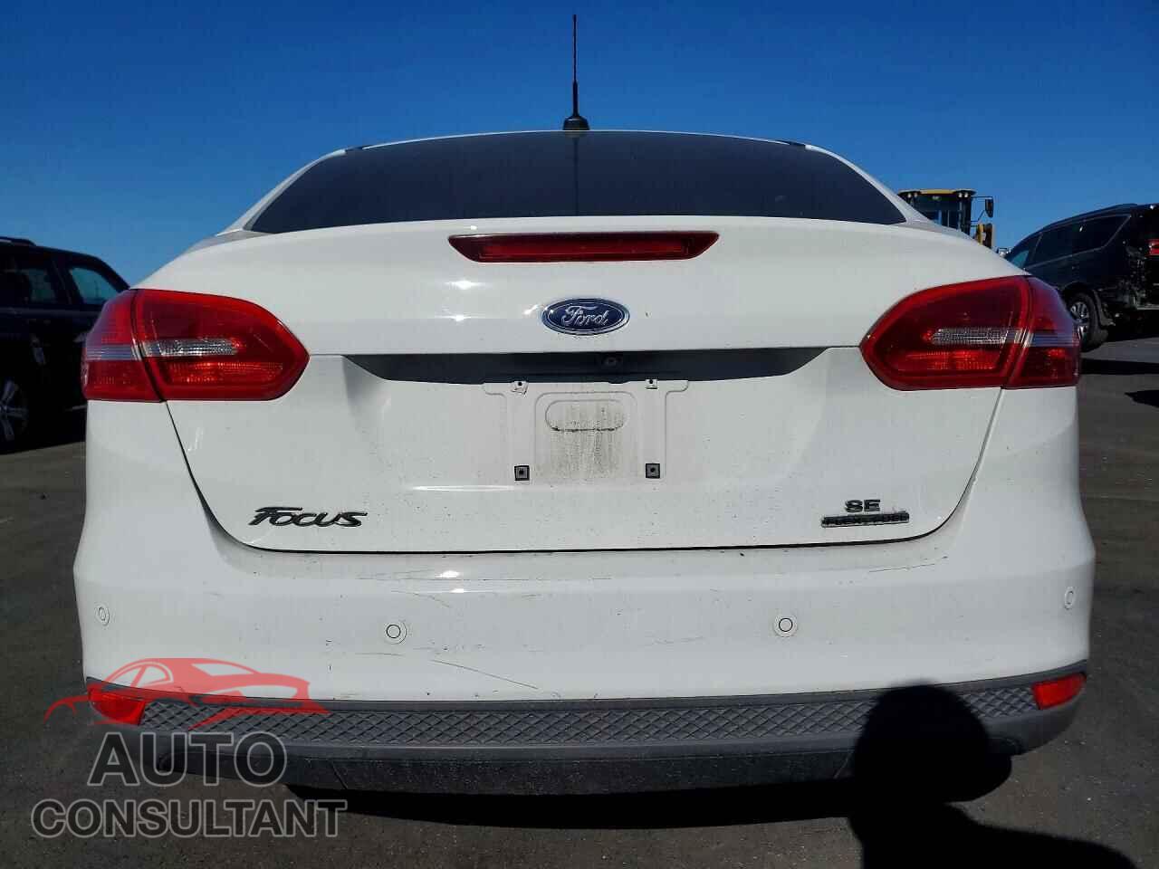 FORD FOCUS 2016 - 1FADP3F20GL362755
