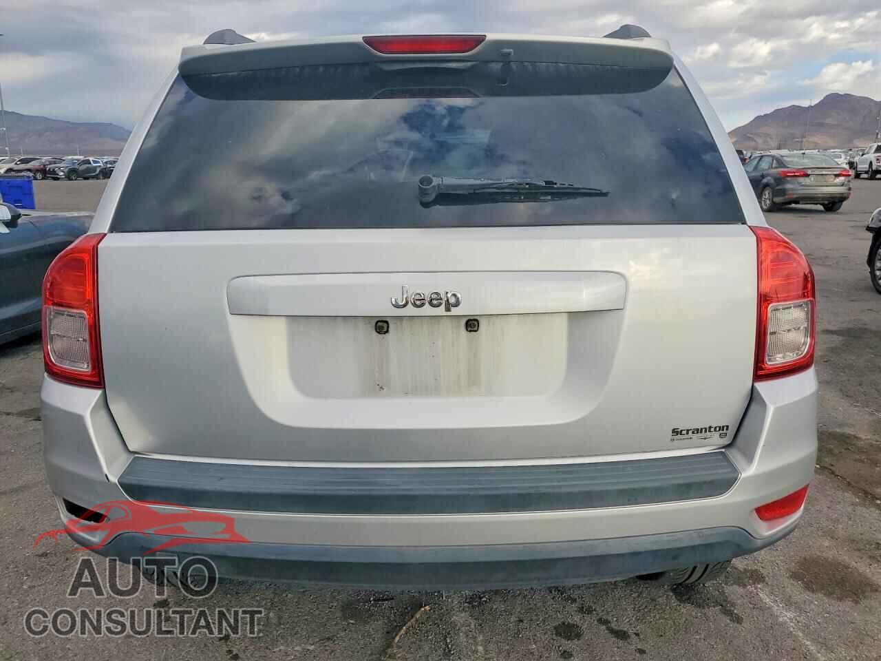 JEEP COMPASS 2011 - 1J4NF1FB4BD278425