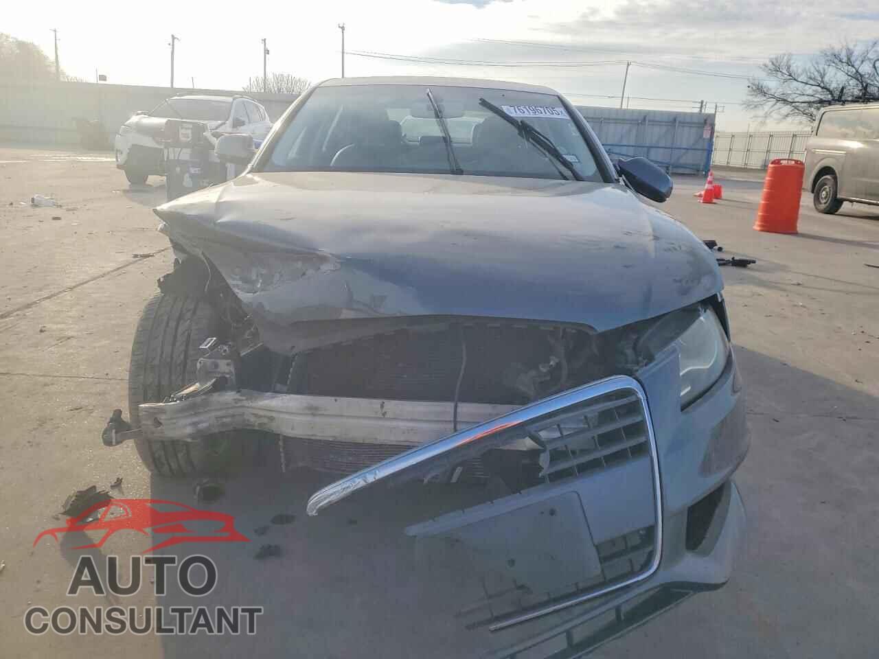AUDI A4 2012 - WAUBFAFL3CA120577