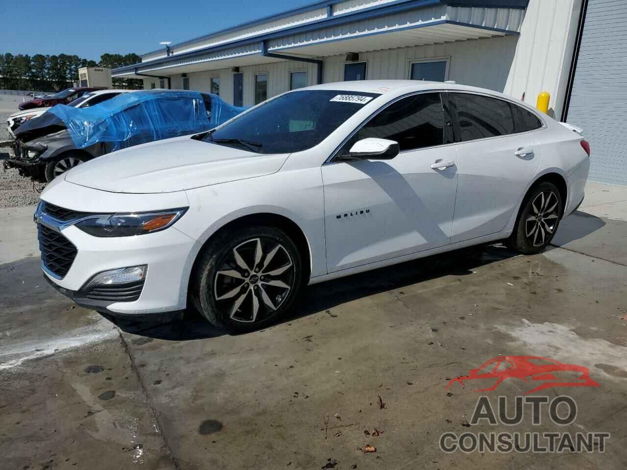CHEVROLET MALIBU 2020 - 1G1ZG5ST3LF022608