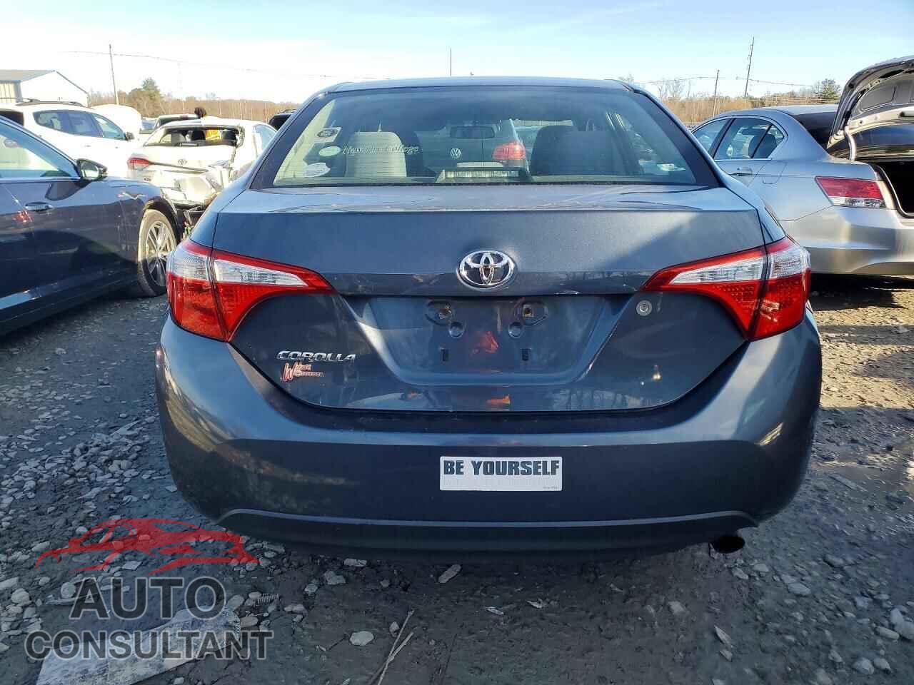 TOYOTA COROLLA 2015 - 2T1BURHEXFC333158