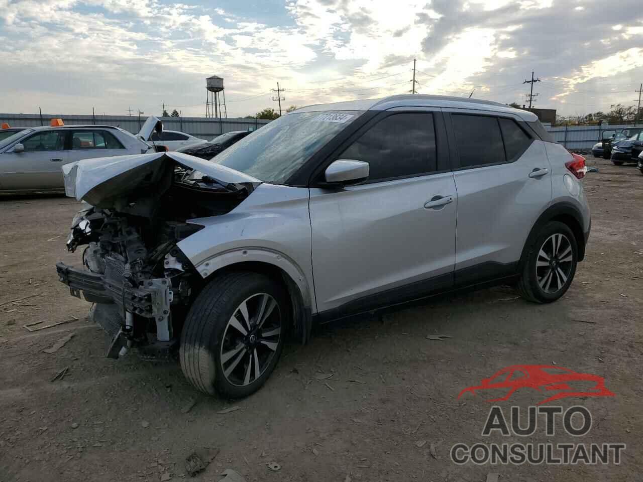 NISSAN KICKS 2018 - 3N1CP5CU7JL543938