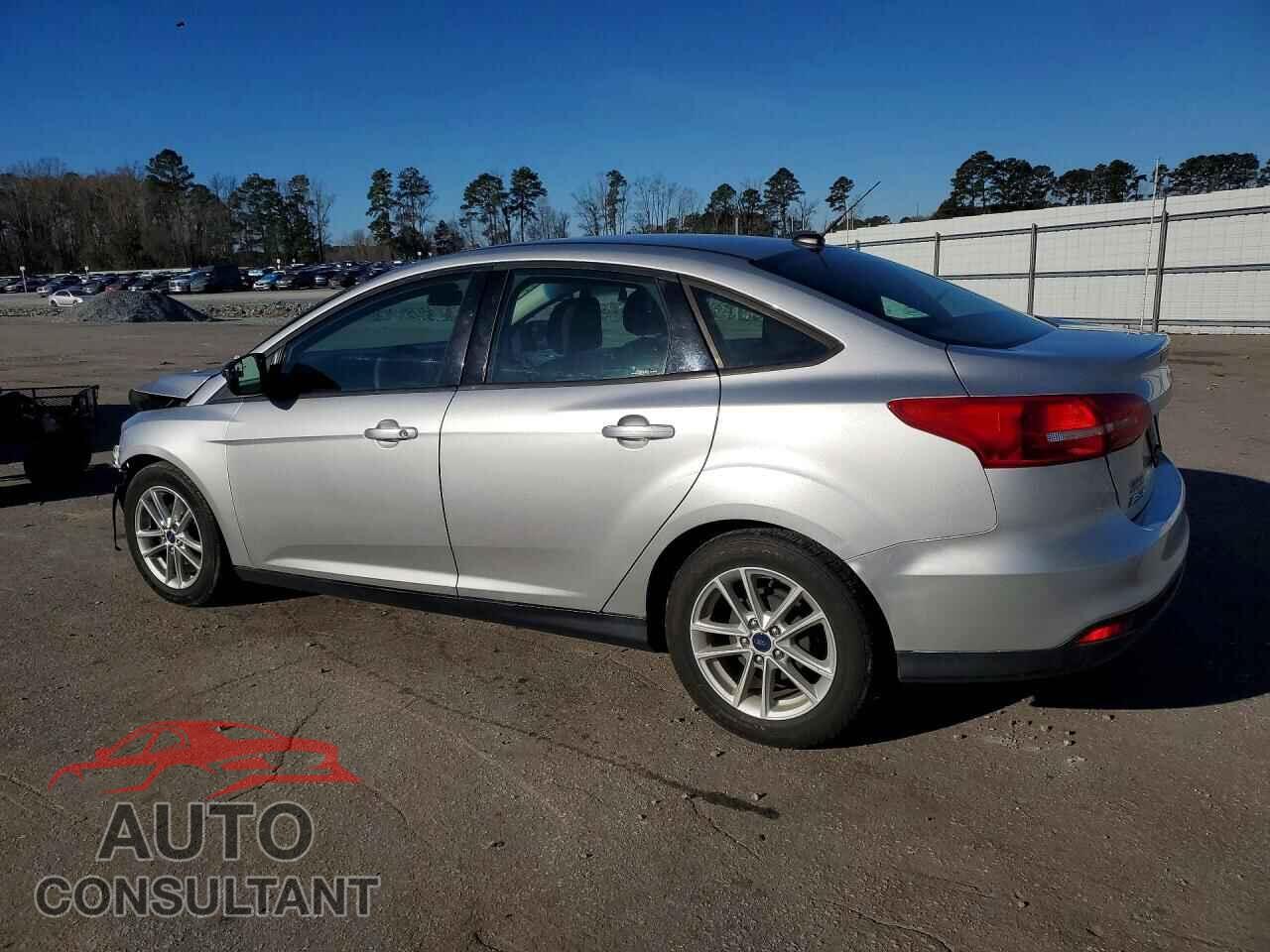 FORD FOCUS 2018 - 1FADP3F29JL272348