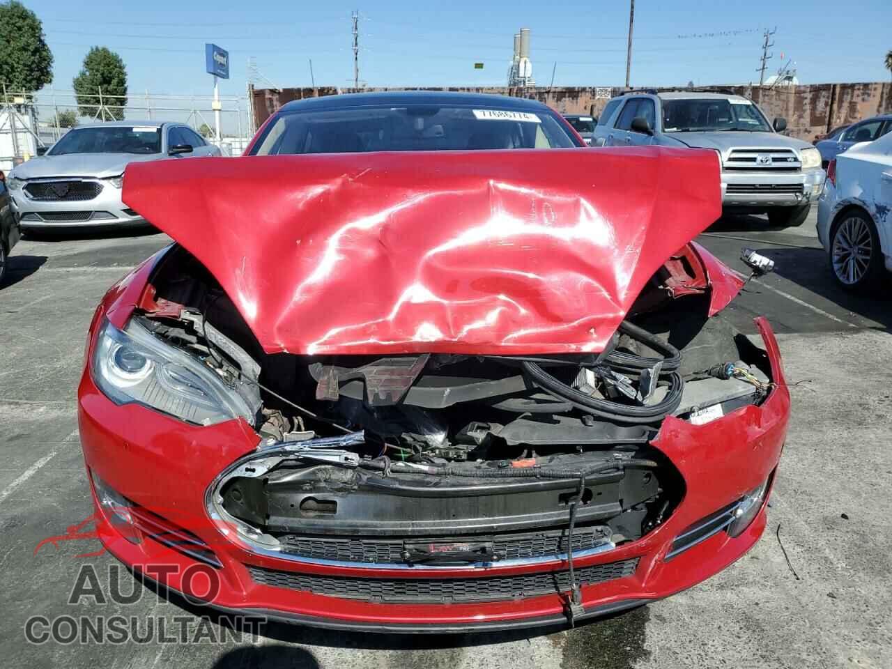 TESLA MODEL S 2013 - 5YJSA1CP6DFP25730