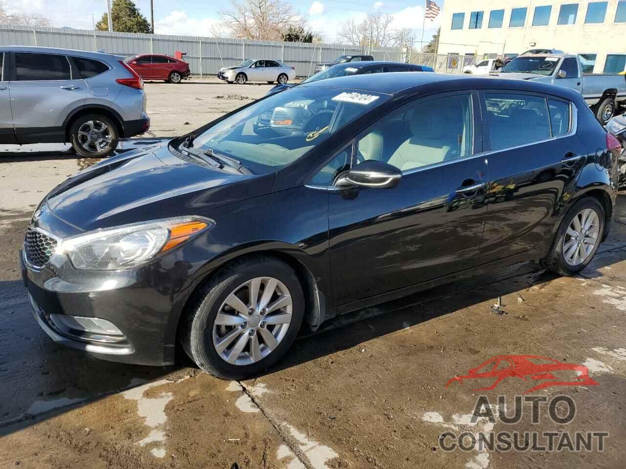 KIA FORTE 2015 - KNAFX5A81F5358174