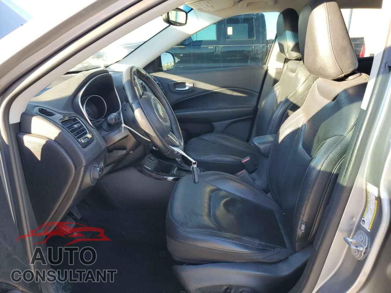 JEEP COMPASS 2019 - 3C4NJCCB1KT662645