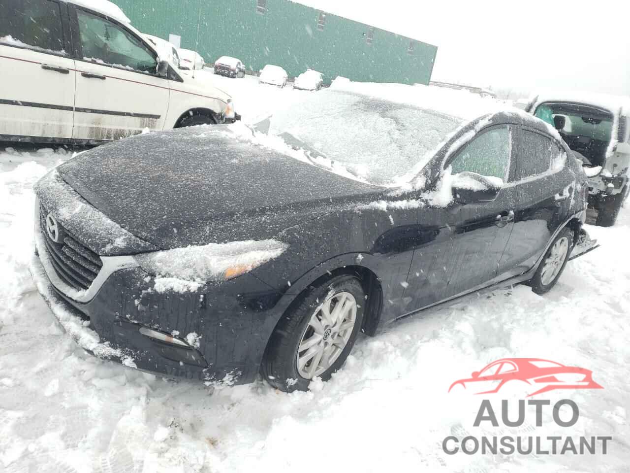 MAZDA 3 2018 - JM1BN1V73J1185193