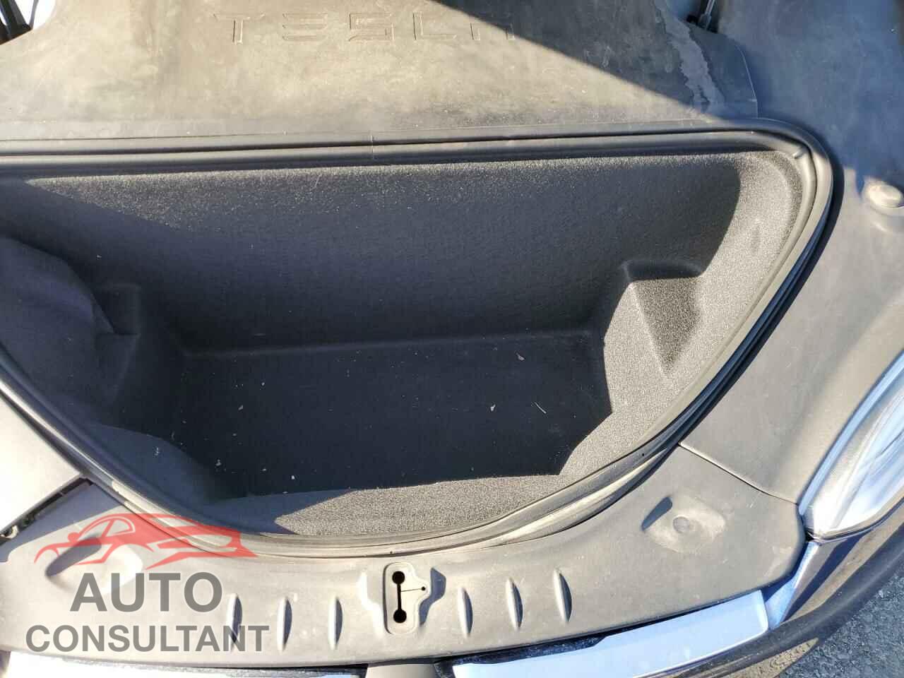 TESLA MODEL S 2017 - 5YJSA1E28HF206458
