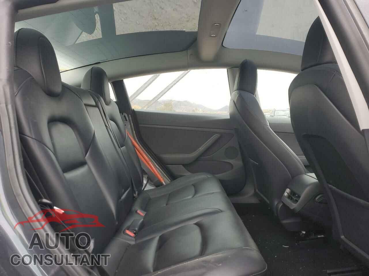 TESLA MODEL 3 2022 - 5YJ3E1EA7NF369713