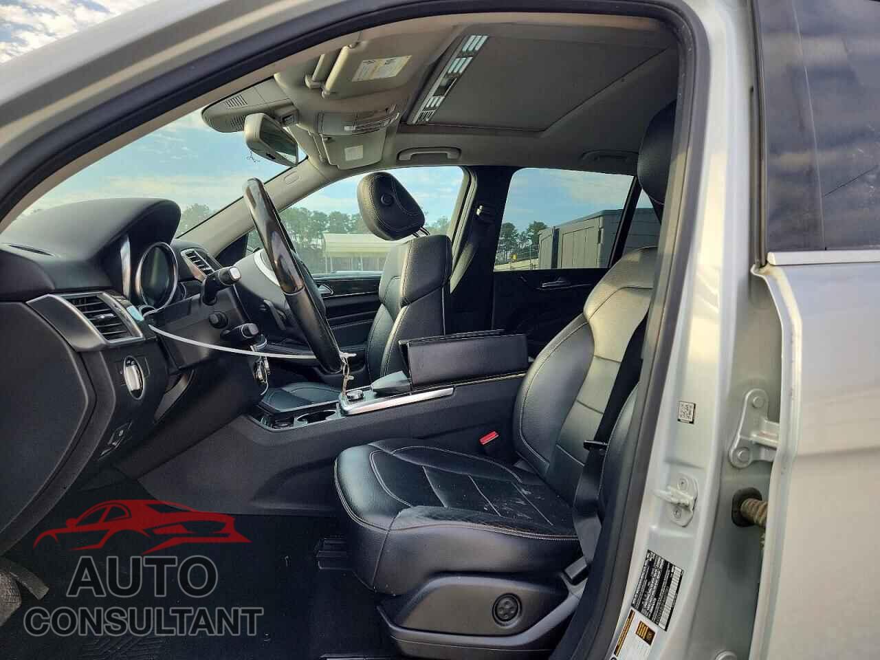 MERCEDES-BENZ M-CLASS 2015 - 4JGDA5JB3FA607701