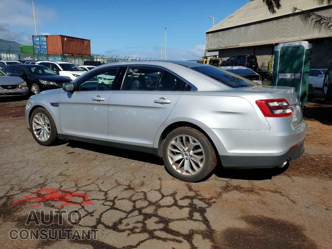 FORD TAURUS 2019 - 1FAHP2F80KG118038