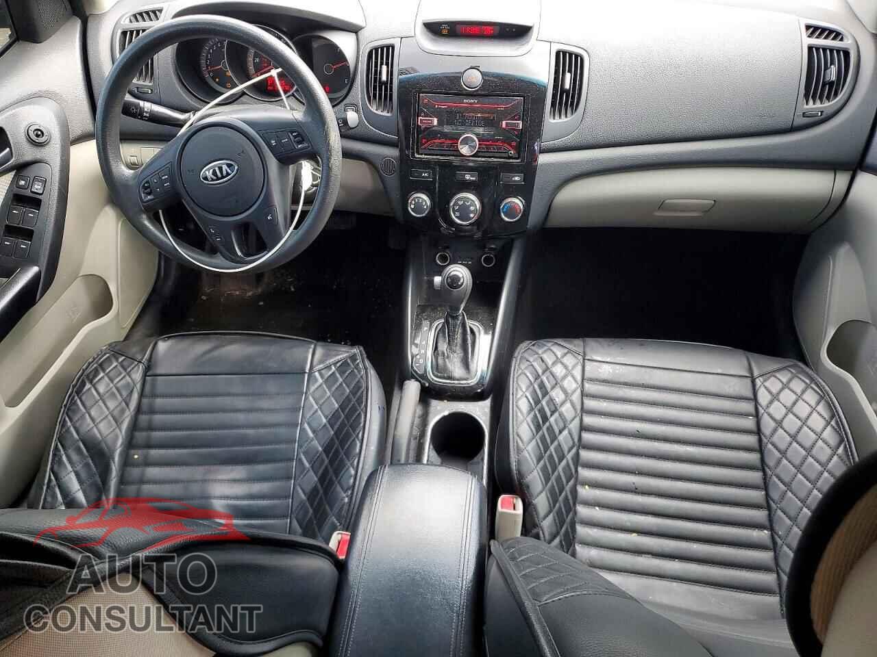 KIA FORTE 2011 - KNAFU4A27B5450737