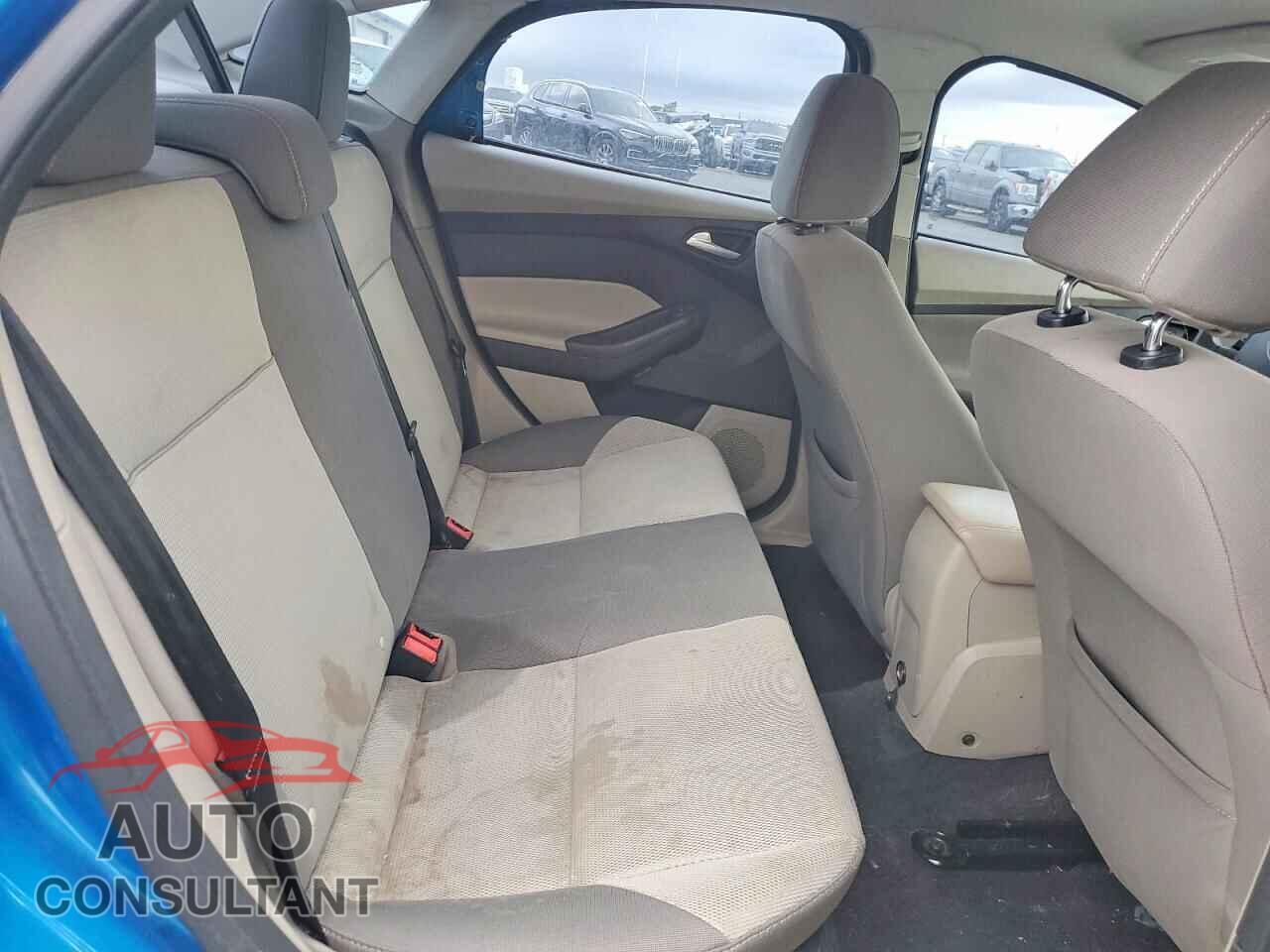 FORD FOCUS 2014 - 1FADP3F29EL144004