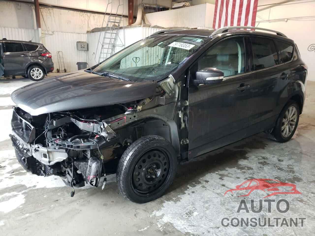 FORD ESCAPE 2017 - 1FMCU0J90HUD94730
