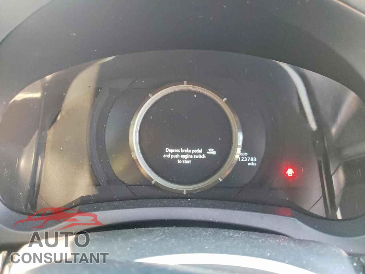 LEXUS IS 2015 - JTHCE1D20F5008934