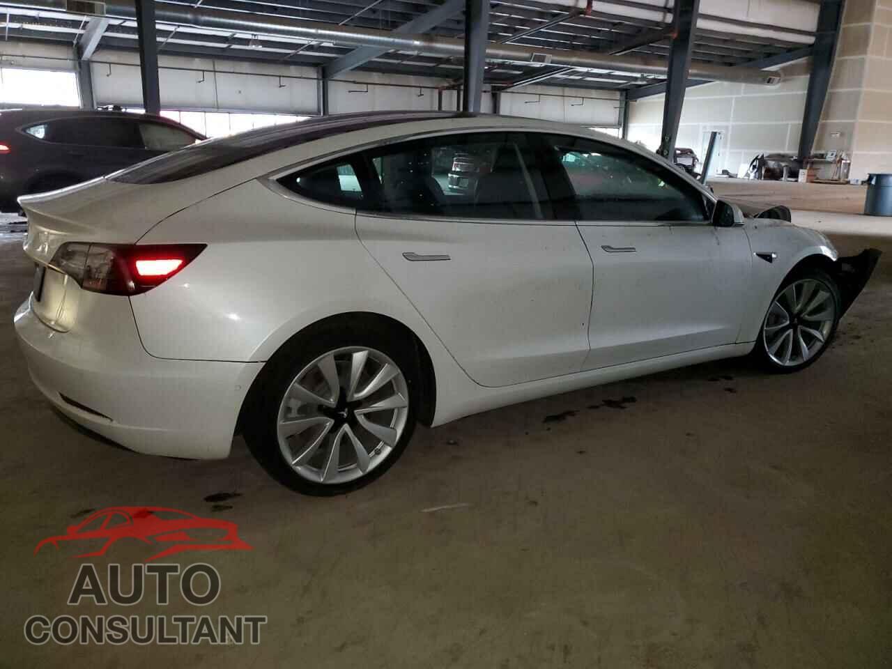 TESLA MODEL 3 2019 - 5YJ3E1EA1KF329137